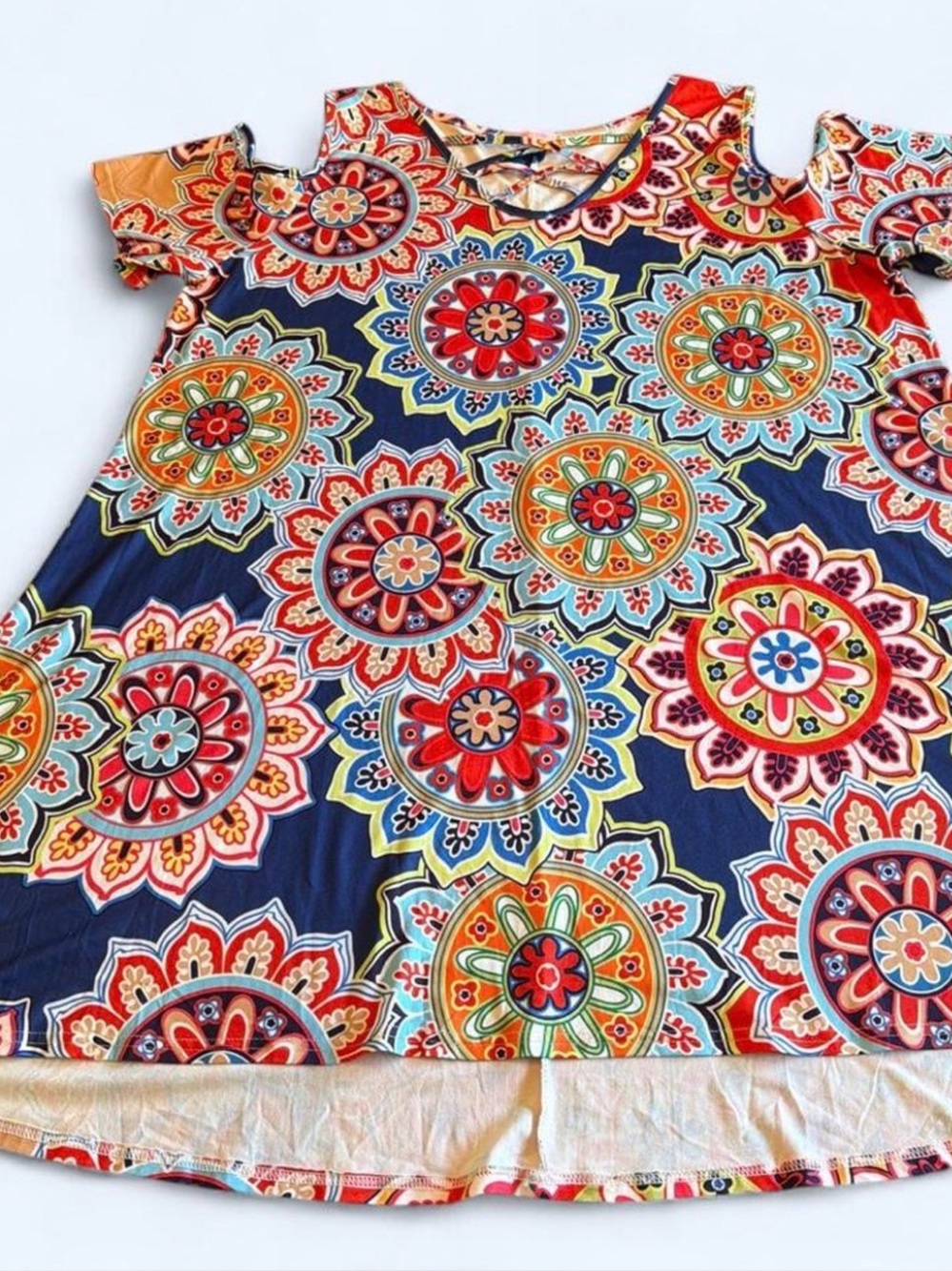Women’s plus size mini dress, pull-on, cold shoulder, multi color Mandela, 3X.